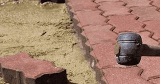 Укладка плитки на песок в Лесне в октябре