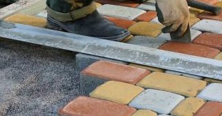 Укладка клинкерной брусчатки в Лесне: цена от 832 руб. за м2